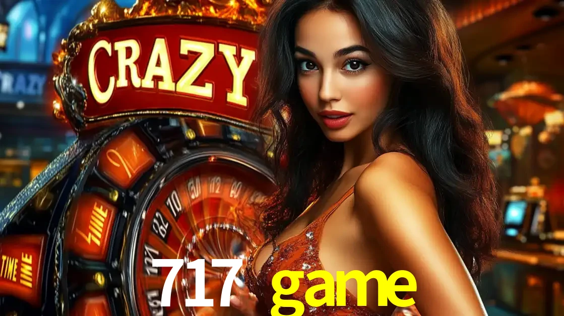 Mulher glamourosa olhando para a câmera com a roda vermelha do Crazy Time ao fundo em um ambiente de cassino, destacando a emoção dos jogos ao vivo no 717 game.